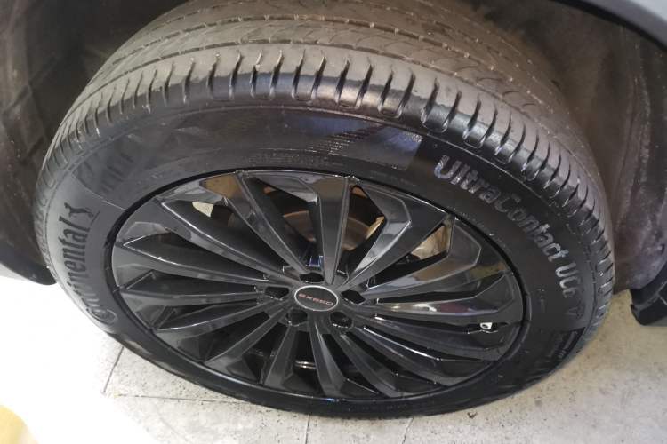 Used EXEED Lingyun 2023 300T Two-Wheel Drive Starry Edition Right Rear Wheel Hub
