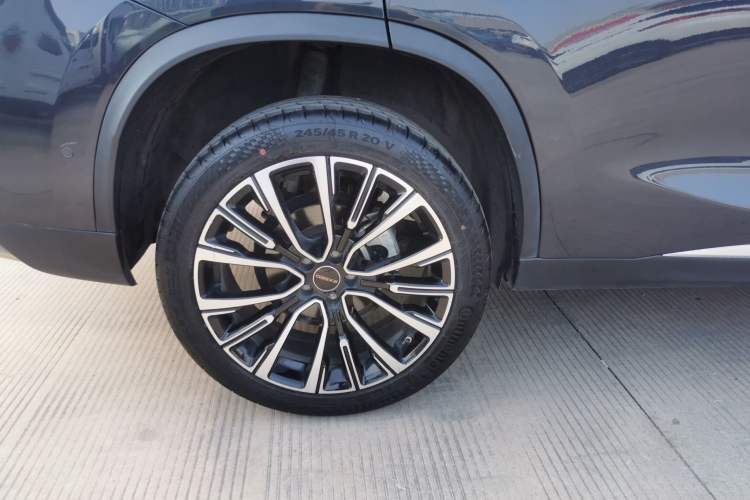 Used EXEED Lingyun 2023 400T Two-Wheel-Drive Star Prestige Edition Right Rear Wheel Hub