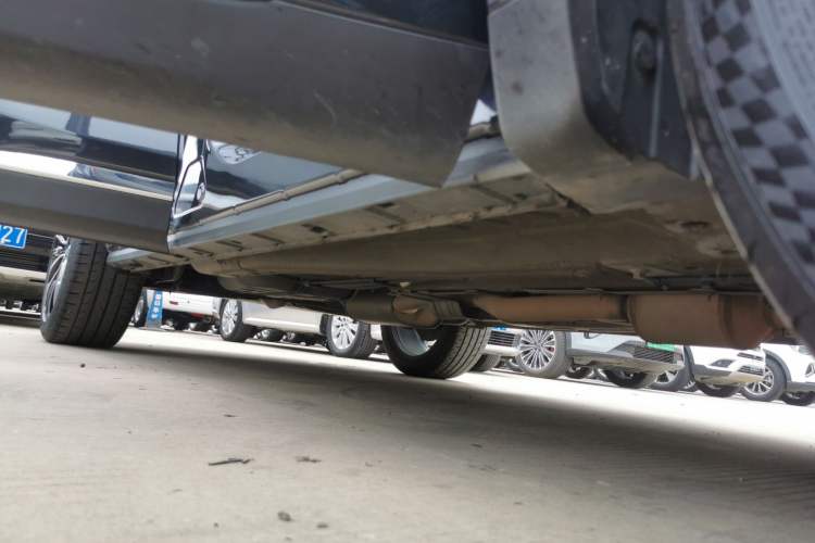 Used EXEED Lingyun 2023 400T Two-Wheel-Drive Star Prestige Edition Right Side Sill