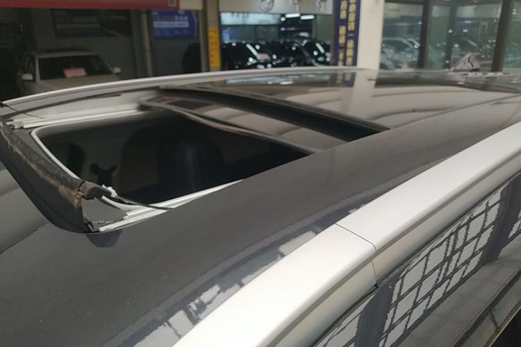 Used EXEED Lingyun 2023 400T Two-Wheel Drive StarRui Pro Edition Roof