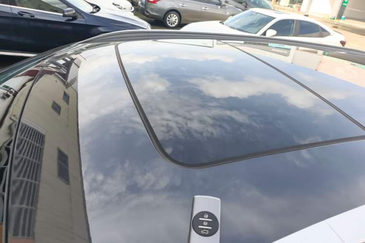 Used EXEED Lingyun 2023 400T Two-Wheel-Drive Star Prestige Edition Roof