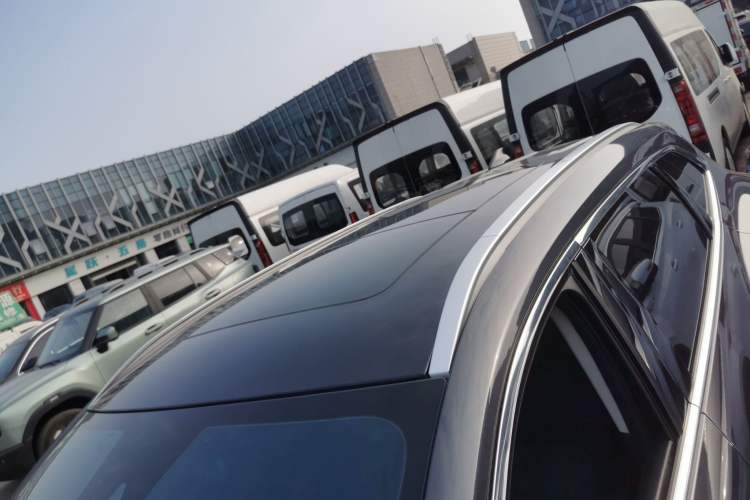 Used EXEED Lingyun 2023 400T Two-Wheel-Drive Star Prestige Edition Roof