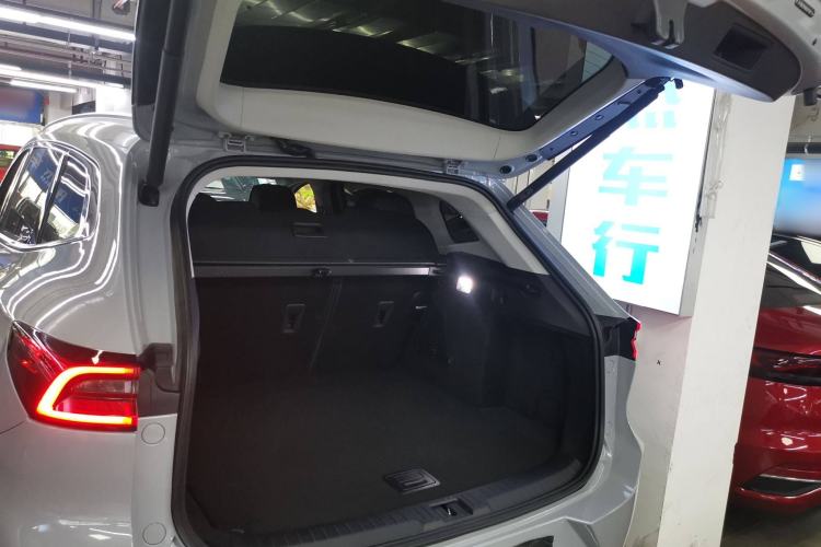 Used EXEED Lingyun 2023 300T Two-Wheel Drive Starry Edition Trunk