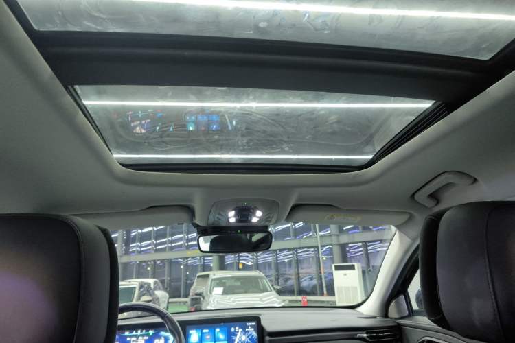 Used EXEED Lingyun 2023 400T Two-Wheel-Drive Star Prestige Edition Headliner