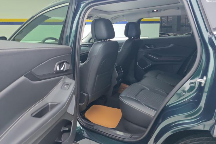 Used EXEED Lingyun 2023 400T Two-Wheel-Drive Star Prestige Edition Left Rear Seat