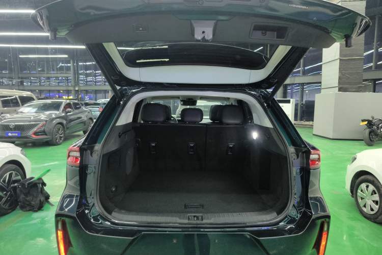 Used EXEED Lingyun 2023 400T Two-Wheel-Drive Star Prestige Edition Trunk