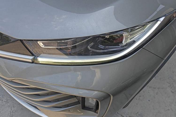 Used EXEED Lingyun 2023 300T Two-Wheel Drive Starry Edition Left Front Headlight