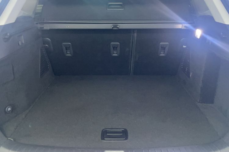 Used EXEED Lingyun 2023 300T Two-Wheel Drive Starry Edition Trunk