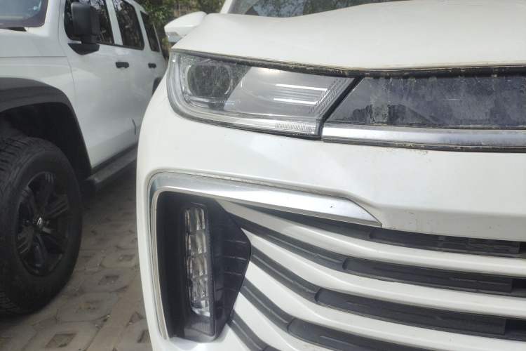 Used EXEED Lingyun 2023 400T Two-Wheel-Drive Star Prestige Edition Right Front Headlight
