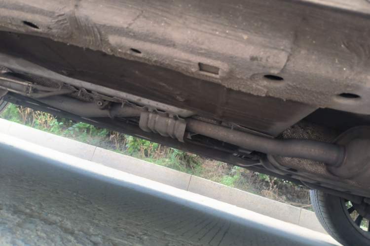 Used EXEED Lingyun 2024 300T Two-Wheel Drive Star Edition Chassis Front Right