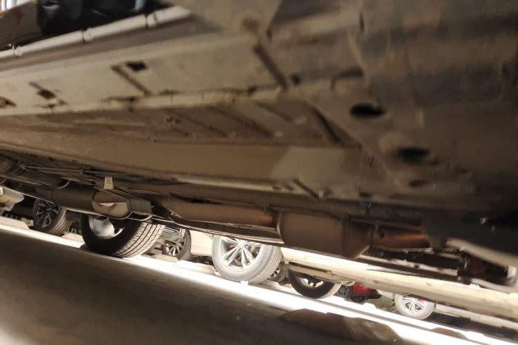 Used EXEED Lingyun 2024 400T Two-Wheel-Drive Star Prestige Edition Chassis Front Right