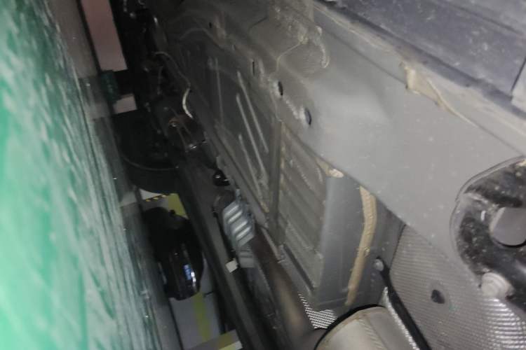 Used EXEED Lingyun 2024 400T Two-Wheel-Drive King Edition Chassis Rear Left