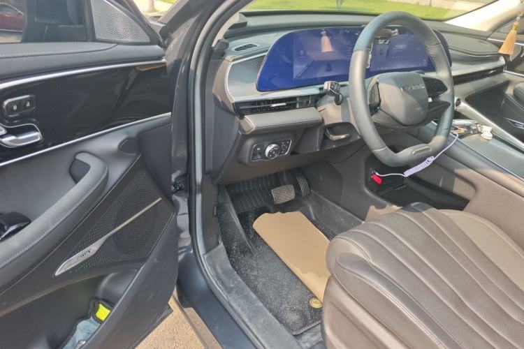 Used EXEED Lingyun 2024 300T Two-Wheel Drive Starlight Edition Driver Seat