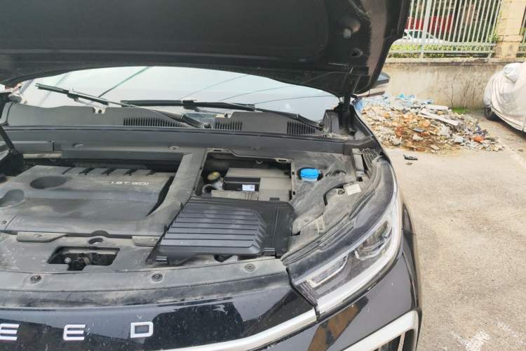 Used EXEED Lingyun 2024 300T Two-Wheel Drive Starlight Edition Engine Bay Left