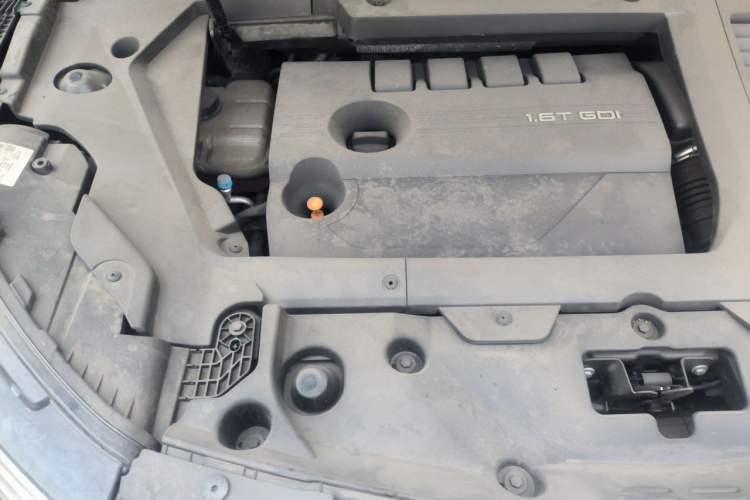 Used EXEED Lingyun 2024 300T Two-Wheel Drive Star Edition Engine Bay Right