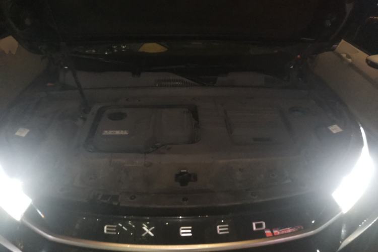 Used EXEED Lingyun 2024 400T Four-Wheel Drive Star Prestige Edition Engine Bay