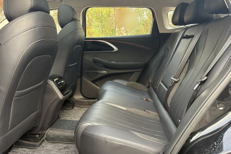 Used EXEED Lingyun 2024 300T Two-Wheel Drive Starlight Edition Interior 3