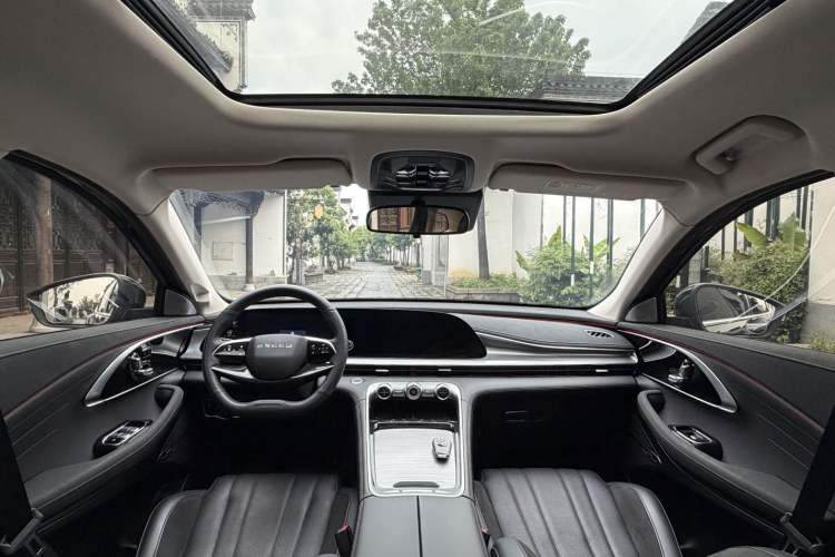 Used EXEED Lingyun 2024 300T Two-Wheel Drive Starlight Edition Interior 4