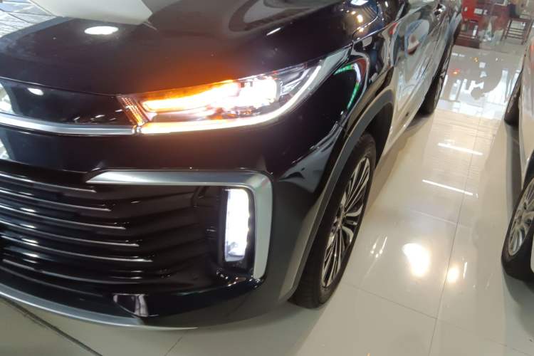 Used EXEED Lingyun 2024 400T Two-Wheel-Drive King Edition Left Front Headlight