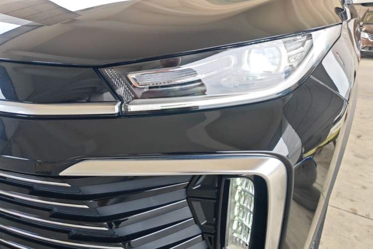 Used EXEED Lingyun 2024 300T Two-Wheel Drive Starlight Edition Left Front Headlight