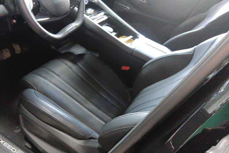 Used EXEED Lingyun 2024 400T Two-Wheel-Drive King Edition Left Front Seat