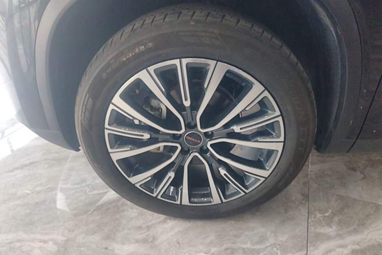 Used EXEED Lingyun 2024 400T Two-Wheel-Drive Star Prestige Edition Left Front Wheel Hub