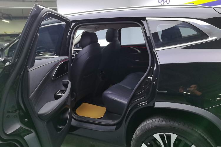 Used EXEED Lingyun 2024 300T Two-Wheel Drive Starlight Edition Left Rear Seat