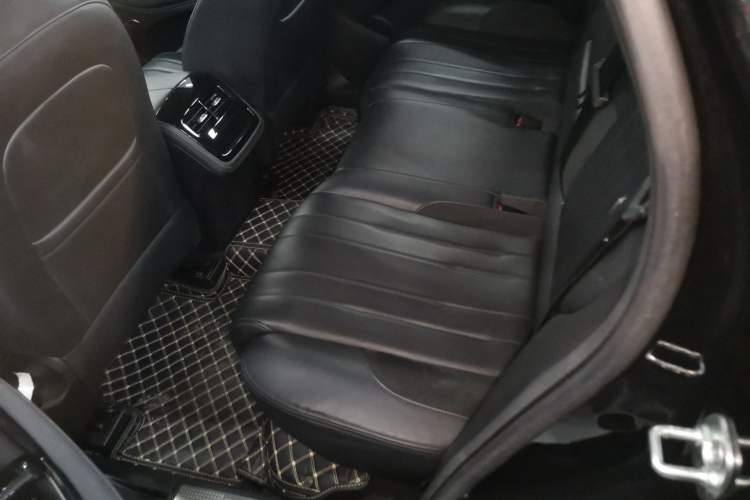 Used EXEED Lingyun 2024 300T Two-Wheel Drive Starlight Edition Left Rear Seat
