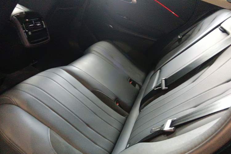 Used EXEED Lingyun 2024 400T Two-Wheel-Drive King Edition Left Rear Seat