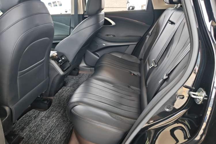 Used EXEED Lingyun 2024 300T Two-Wheel Drive Starlight Edition Left Rear Seat