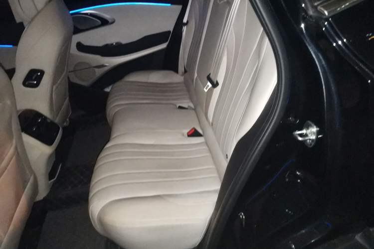 Used EXEED Lingyun 2024 400T Four-Wheel Drive Star Prestige Edition Left Rear Seat