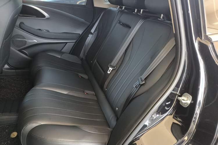 Used EXEED Lingyun 2024 300T Two-Wheel Drive Starlight Edition Left Rear Seat