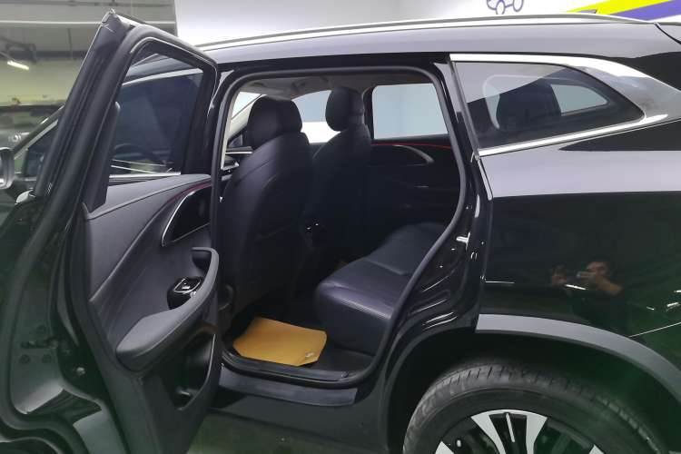 Used EXEED Lingyun 2024 300T Two-Wheel Drive Starlight Edition Right Rear Seat