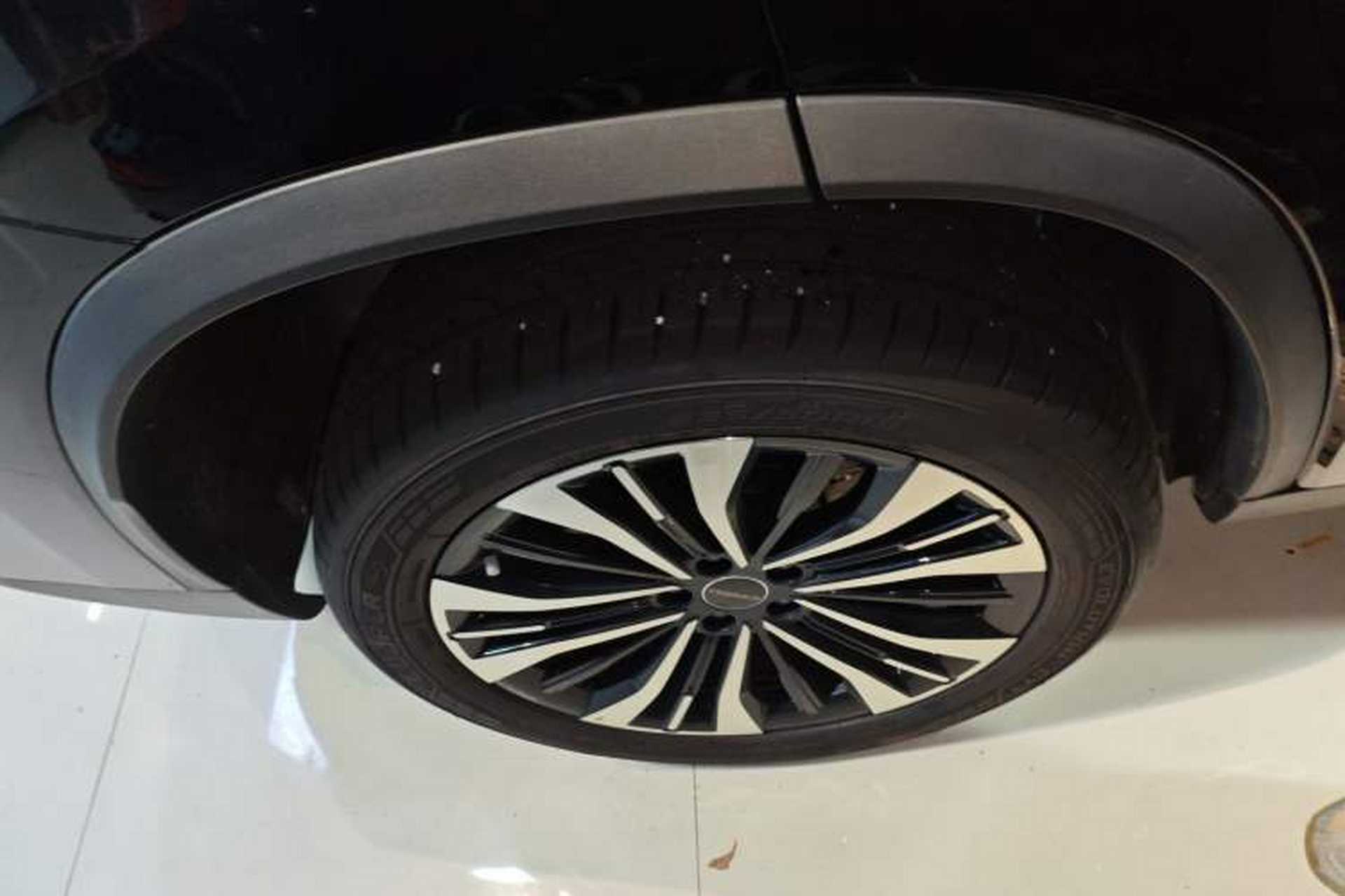 Used EXEED Lingyun 2024 400T Two-Wheel-Drive King Edition Right Rear Wheel Hub
