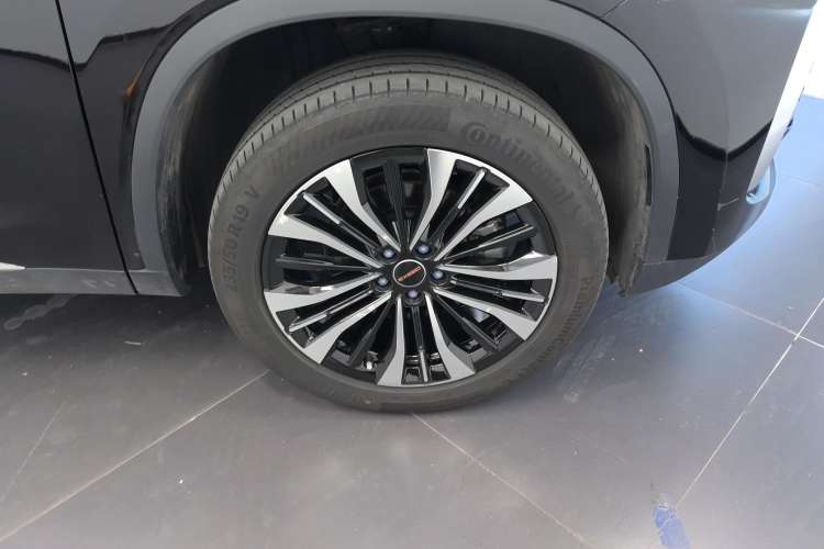 Used EXEED Lingyun 2024 300T Two-Wheel Drive Starlight Edition Right Rear Wheel Hub