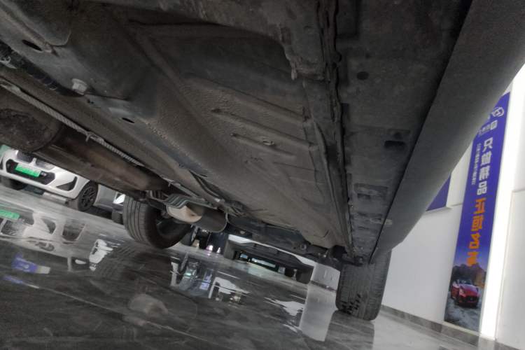 Used EXEED Lingyun 2024 400T Two-Wheel-Drive Star Prestige Edition Right Side Sill