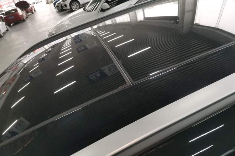 Used EXEED Lingyun 2024 300T Two-Wheel Drive Starlight Edition Roof