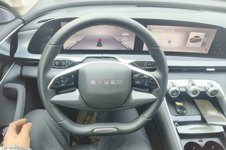 Used EXEED Lingyun 2024 300T Two-Wheel Drive Starlight Edition Steering Wheel