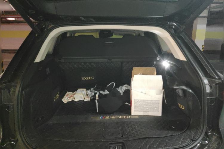 Used EXEED Lingyun 2024 400T Two-Wheel-Drive King Edition Trunk