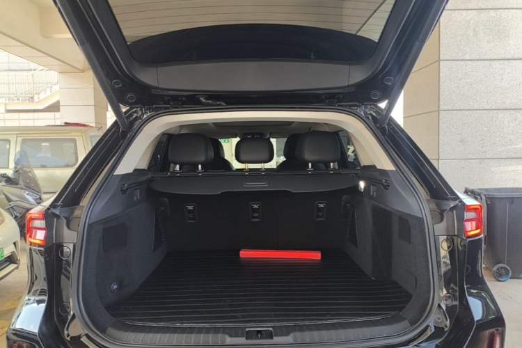 Used EXEED Lingyun 2024 300T Two-Wheel Drive Starlight Edition Trunk