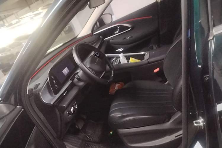 Used EXEED Lingyun 2024 300T Two-Wheel Drive Starlight Edition Driver Seat