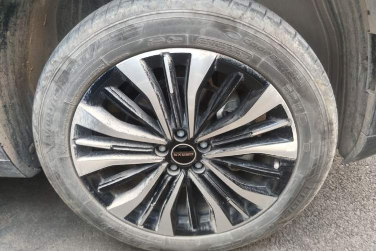 Used EXEED Lingyun 2024 300T Two-Wheel Drive Starlight Edition Right Front Wheel Hub
