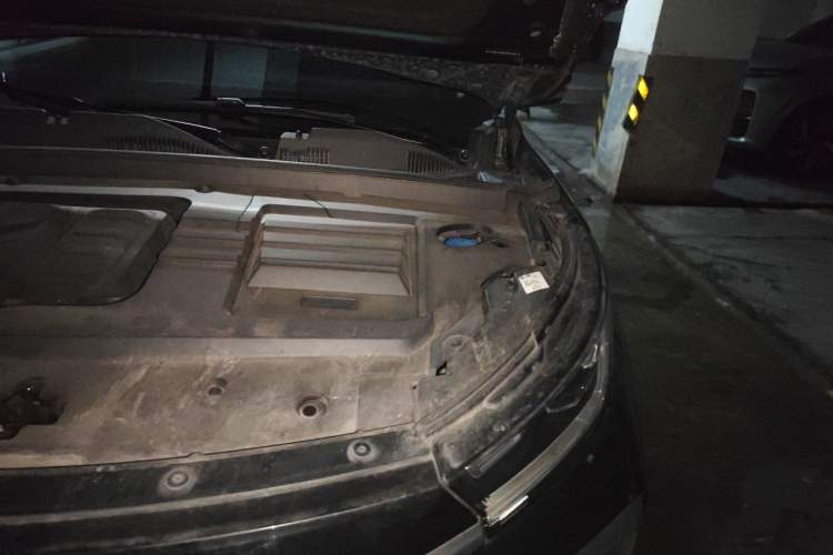 Used EXEED Lingyun 2024 400T Four-Wheel Drive International Version Engine Bay Left
