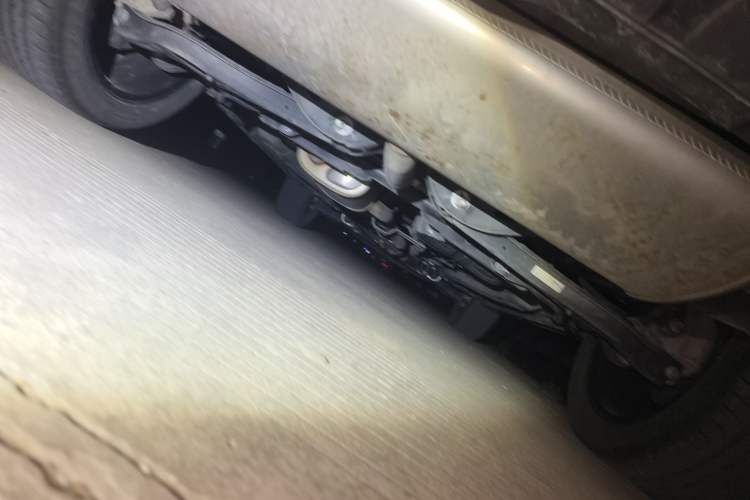 Used EXEED Lingyun 2024 400T Two-Wheel-Drive King Edition Chassis Rear