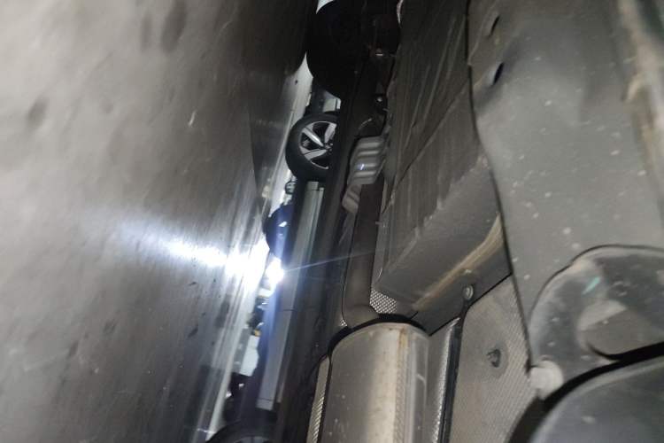 Used EXEED Lingyun 2024 300T Two-Wheel Drive Starlight Edition Chassis Rear Left