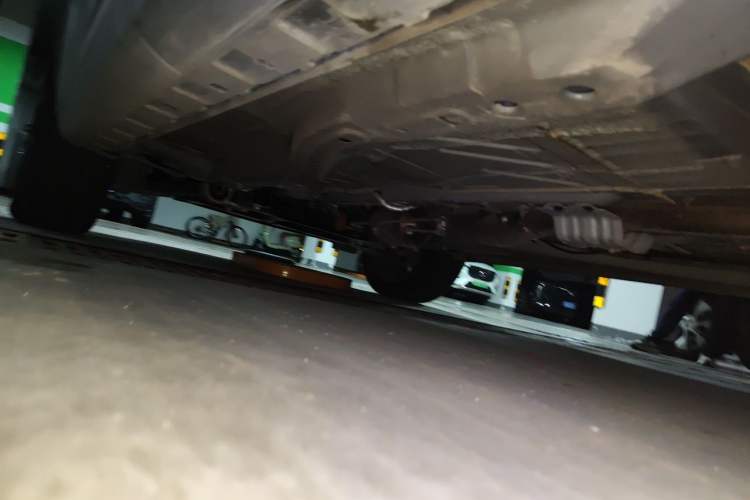 Used EXEED Lingyun 2024 300T Two-Wheel Drive Starlight Edition Chassis Rear Left