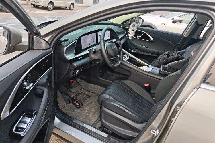 Used EXEED Lingyun 2024 300T Two-Wheel Drive Starlight Edition Driver Seat