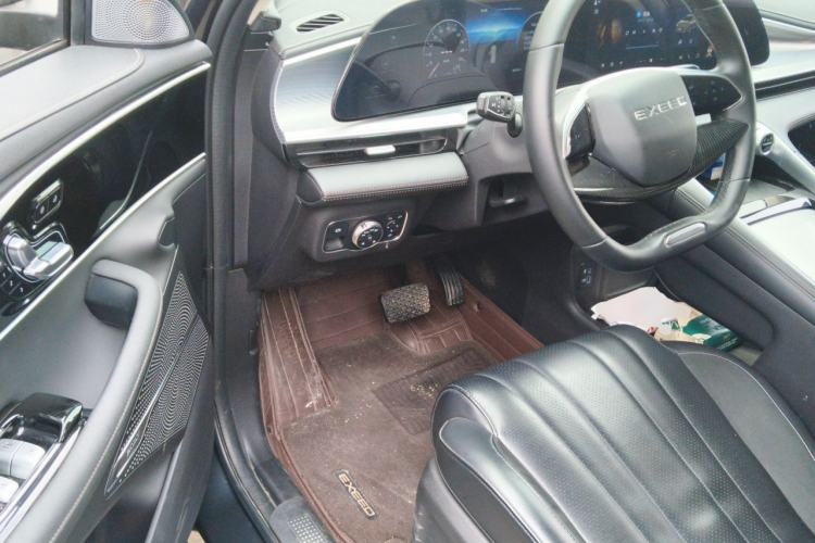 Used EXEED Lingyun 2024 400T Two-Wheel-Drive King Edition Driver Seat