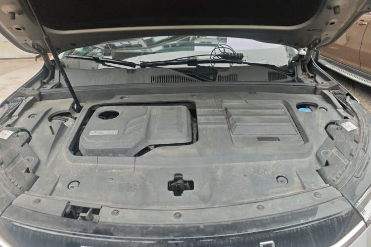 Used EXEED Lingyun 2024 400T Two-Wheel Drive International Version Engine Bay