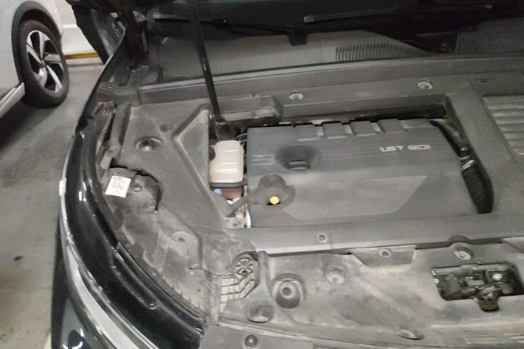 Used EXEED Lingyun 2024 300T Two-Wheel Drive Starlight Edition Engine Bay Right